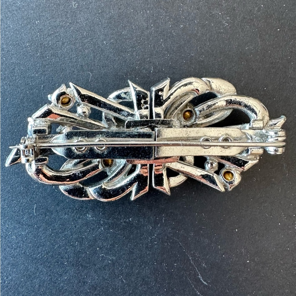 Art Deco Duette-Style Brooch 1940’s - Picture 2 of 7